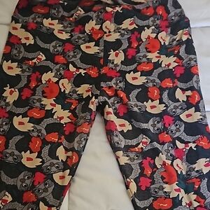 LuLaRoe Owl Print Leggings Size TC (tall & curvy)